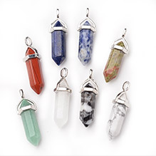 Кулоны из Камня