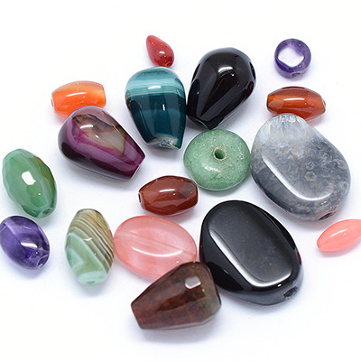 Бусины из Камня